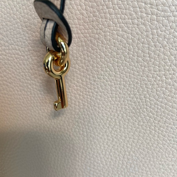 NWT! Large Authentic Marc Jacobs leather tote bag soft pink w/ charms + Gift bag - Picture 11 of 16